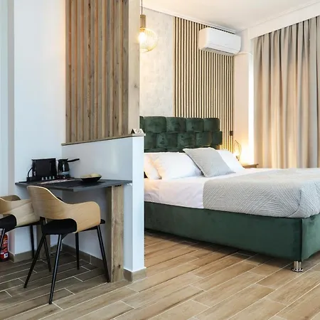 Plaza Elegant Center *