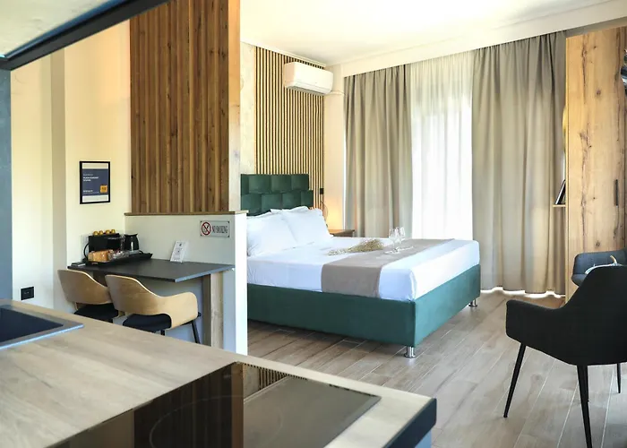 Plaza Elegant Center 公寓 *